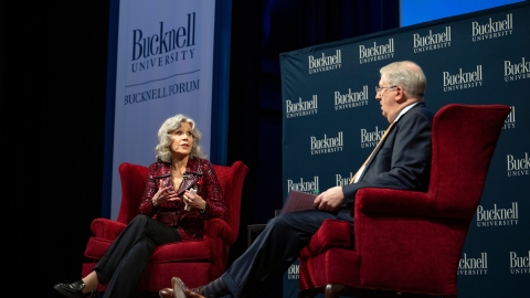 Jane Fonda speaks with President John Bravman during the Bucknell Forum. 
