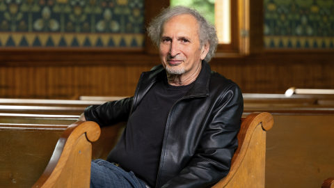 Pulitzer Prize-winning poet Peter Balakian '73 P'10