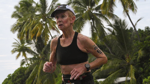 Natalie Smith Grabow ’67 jogger