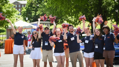 Bucknell Student Ambassadors Cheering with poms