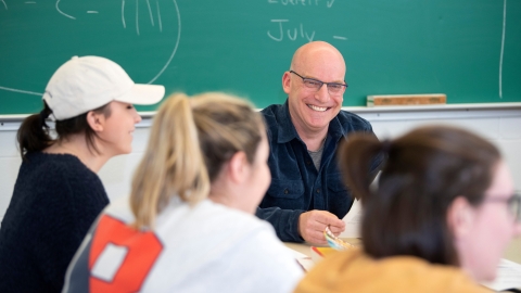 Robert Rosenberg teaching a class