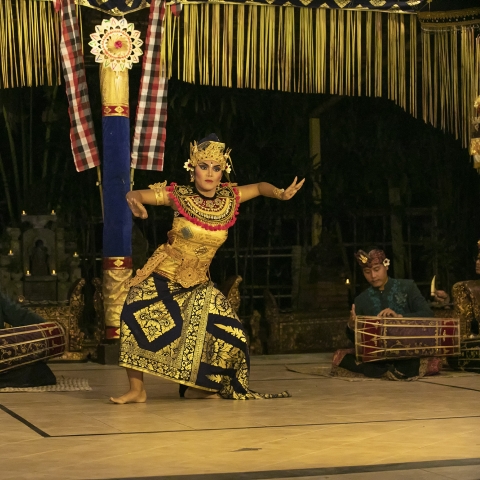 Cudamani: Gamelan and Dance of Bali