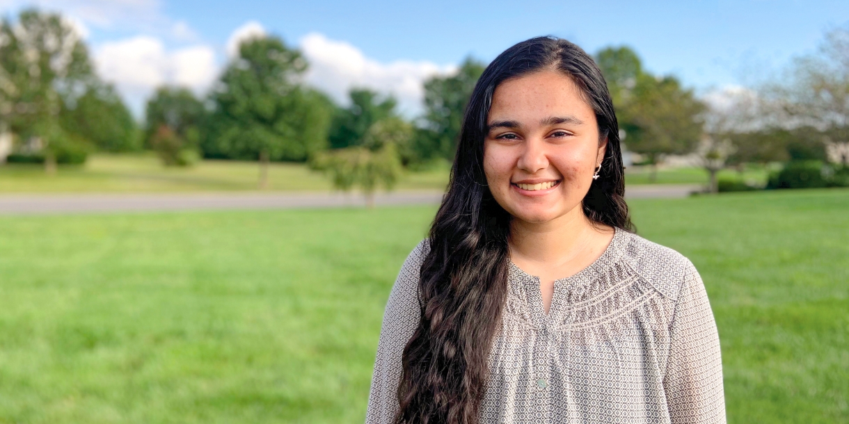 Jasmine Minhas '22 smiles for the camera