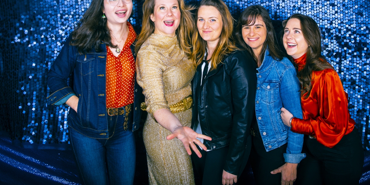 Della Mae