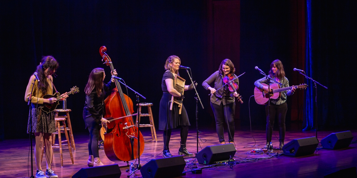 Thee Della Mae performing in the Weis Center
