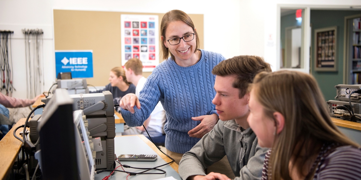 Biomedical engineering class at Bucknell University.