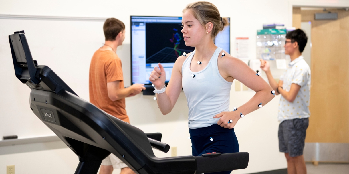 Students in motion capture lab