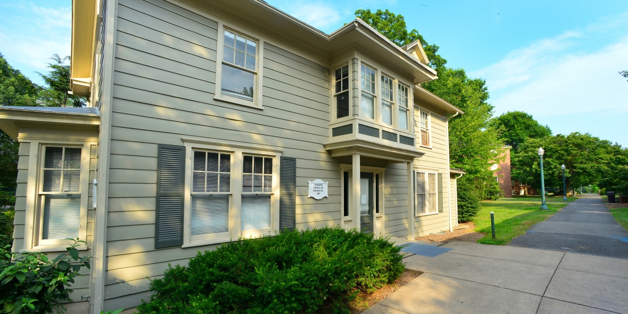 Exterior of the Office of Financial Aid