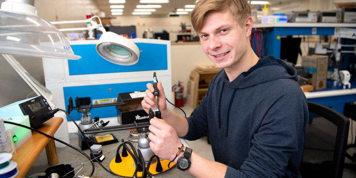 Jack Casturo '24 works in electrical enginering lab