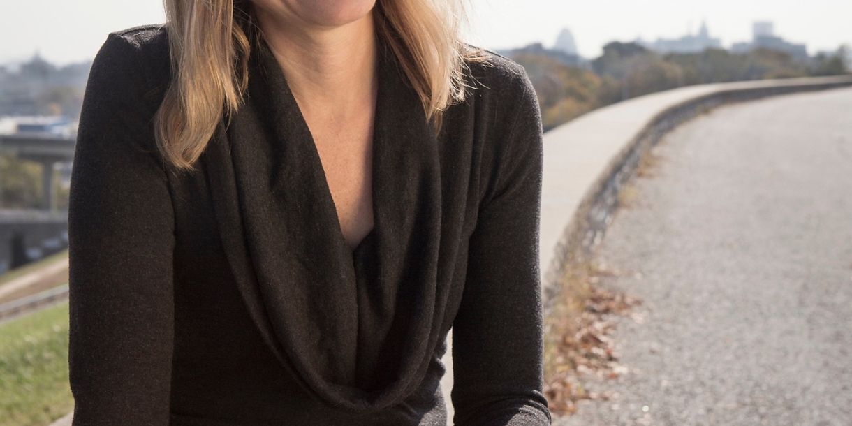 Portrait of Jennifer Smolko Vey '93