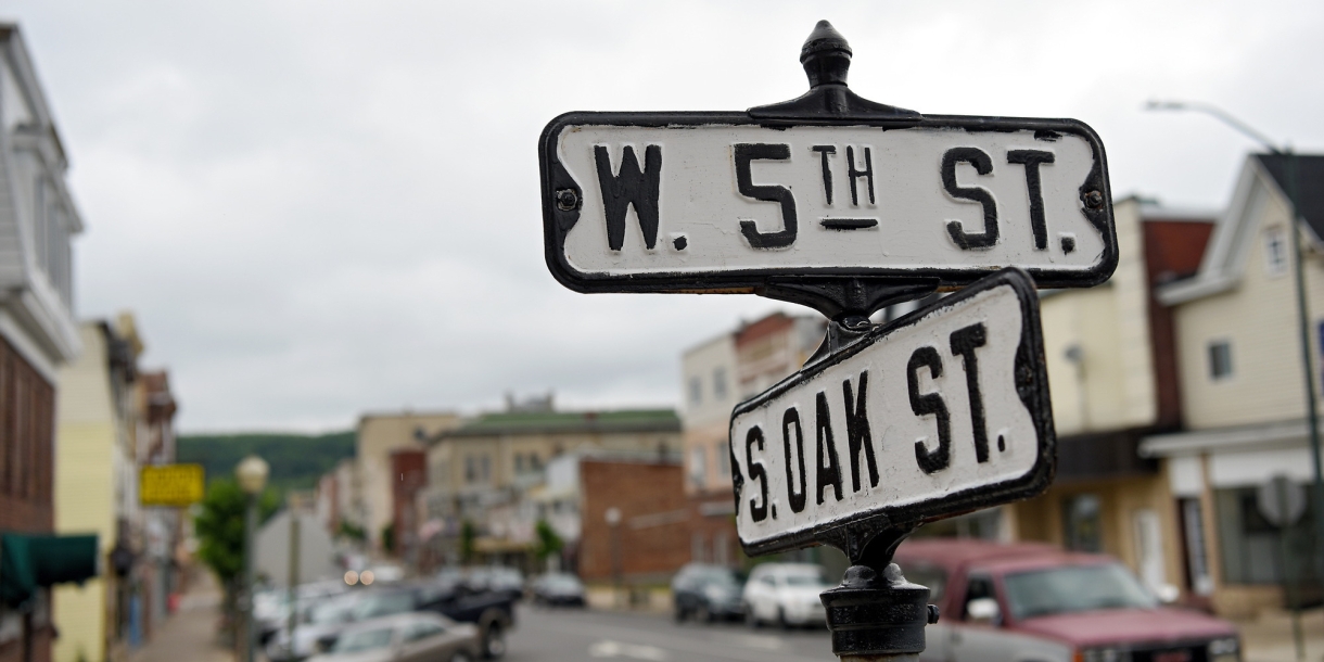 Mt Carmel street sign