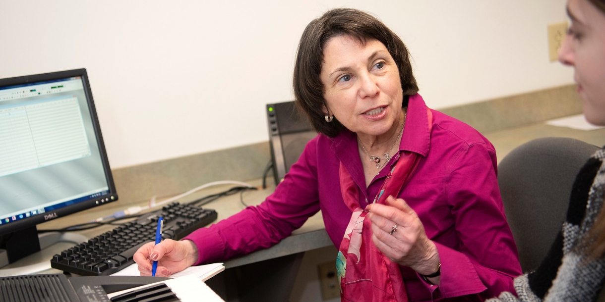 Andrea Halpern in cognition research lab