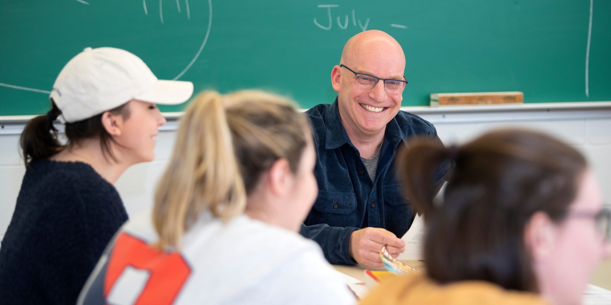 Robert Rosenberg teaching a class