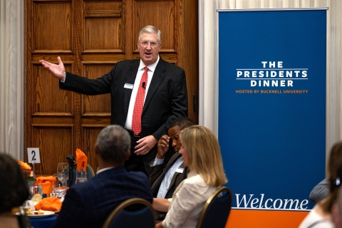 23PresidentsDinner014.JPG