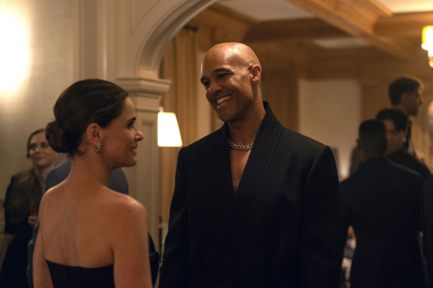 Mark Tallman with Amanda Peet in a screenshot from a scene in Your Friends & Neighbors