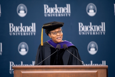 Audra Wilson '94 addresses graduating class
