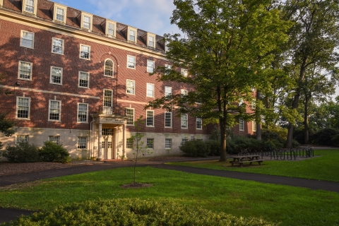 Hunt Hall entrance