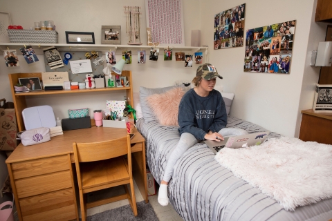 Fully decorated single dorm room