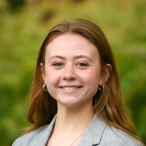 Elena Roe 2023