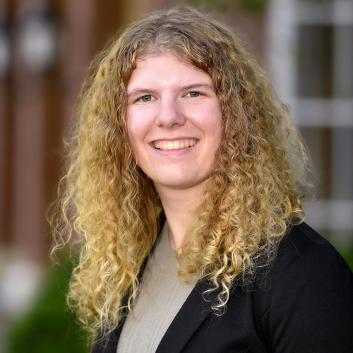 Kayla Howie '25